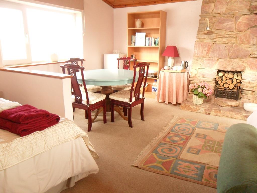 Bank Cottage B&B Newport  Room photo